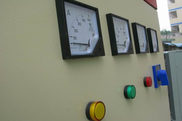 玛沁配电箱-3683讲讲配电箱的操作和检修步